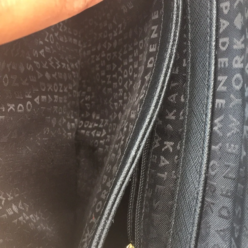 LIKE NEW KATE SPADE CROSSBODY - Picture 10 of 15